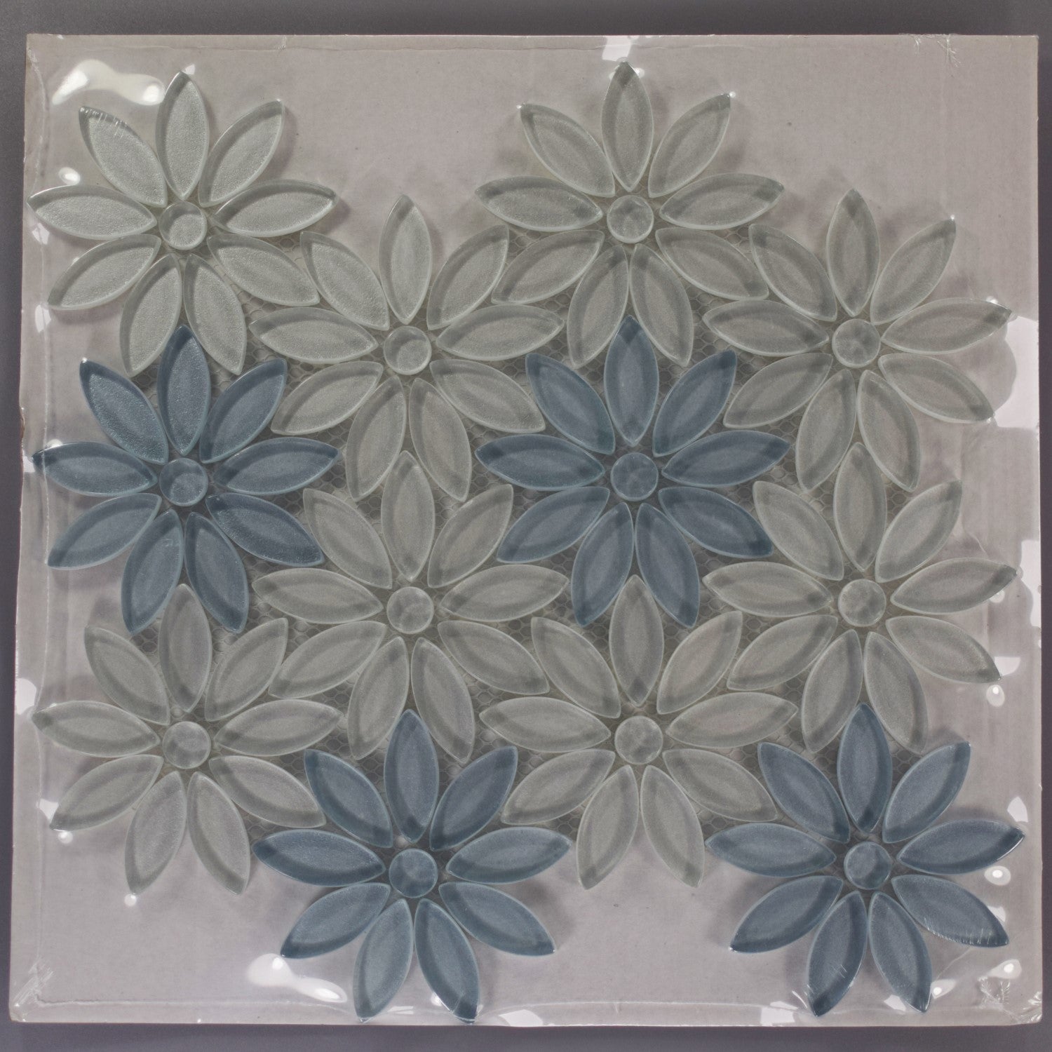 Crystal Daisy Flowers Glass Mosaic Tile